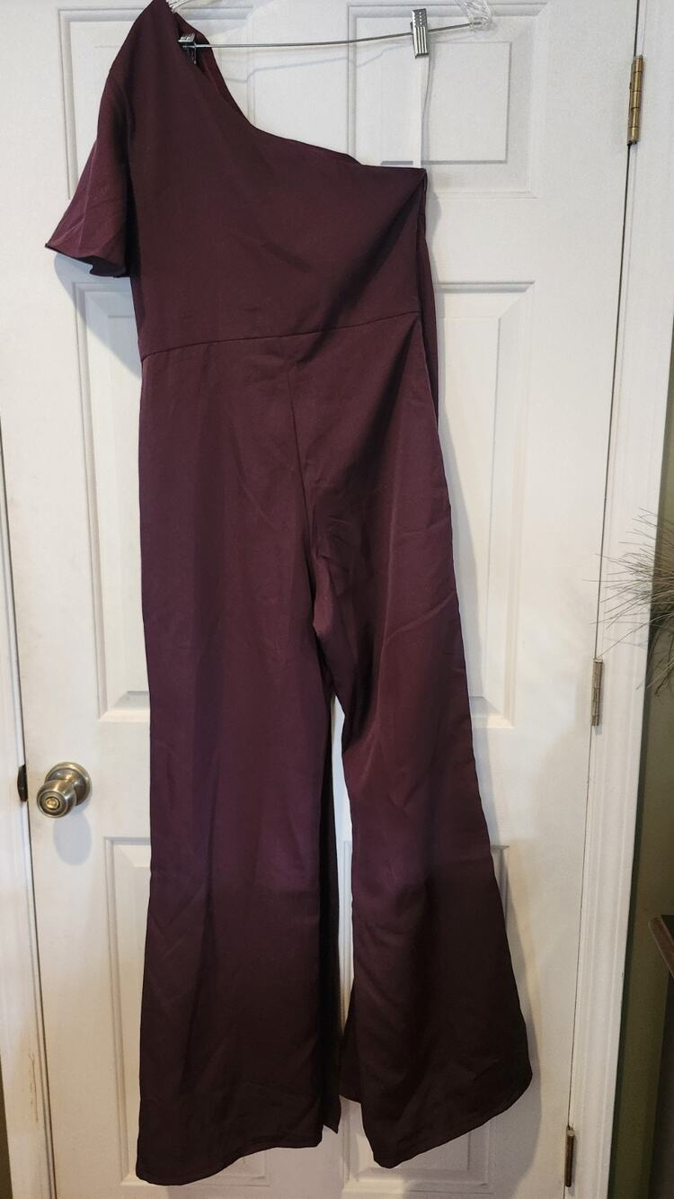NWT Make You Pretty More One Shoulder Wide Leg Jumpsuit Chiffon Size 10 #220